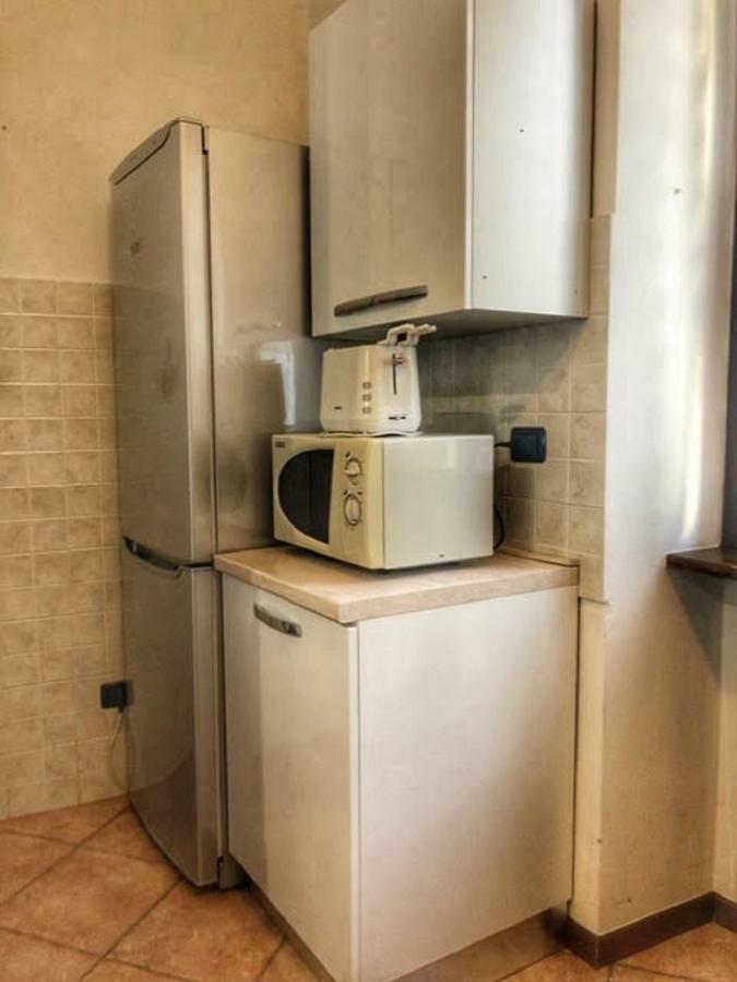 Cortile Del Forno Nel Centro Storico Apartman Arona Kültér fotó